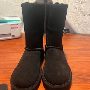BearPaw Black Suede Boots
